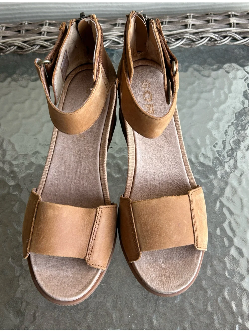 New! Womens SOREL Joanie II Leather Ankle Strap Wedge Sandals sz 7